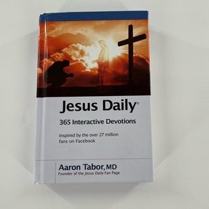 NWT Jesus Daily 365 Interactive Devotions Book Hardcover God Spiritual